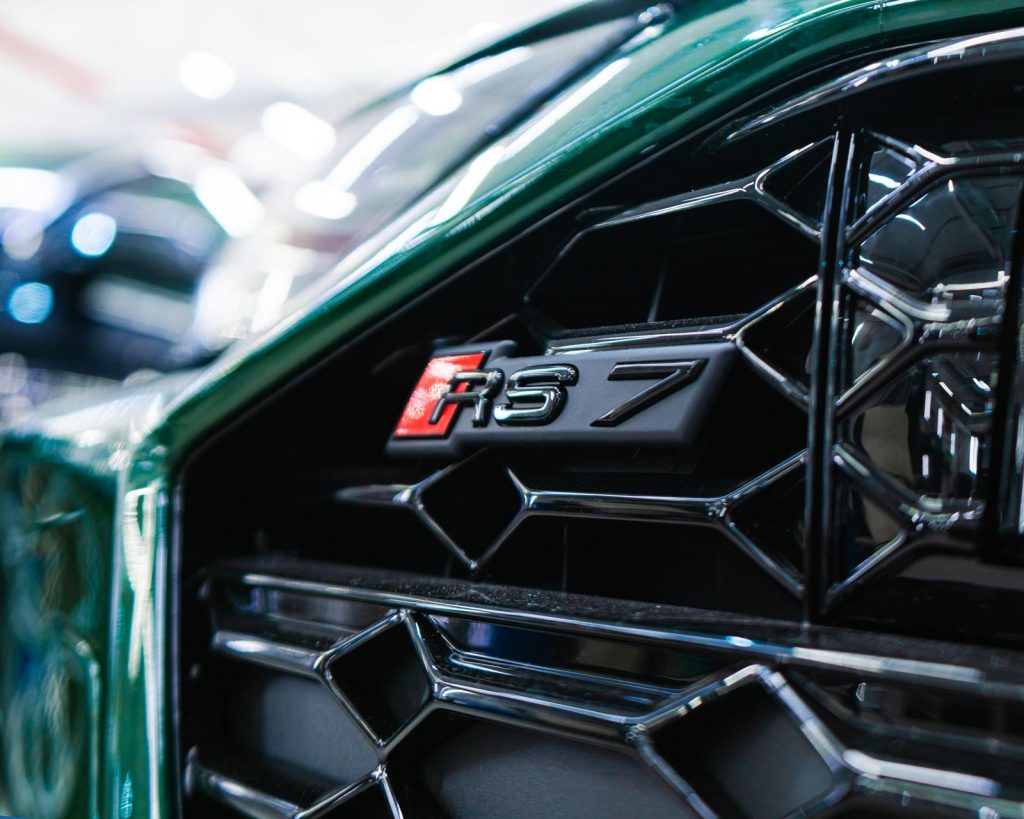 Оклейка Audi RS7
